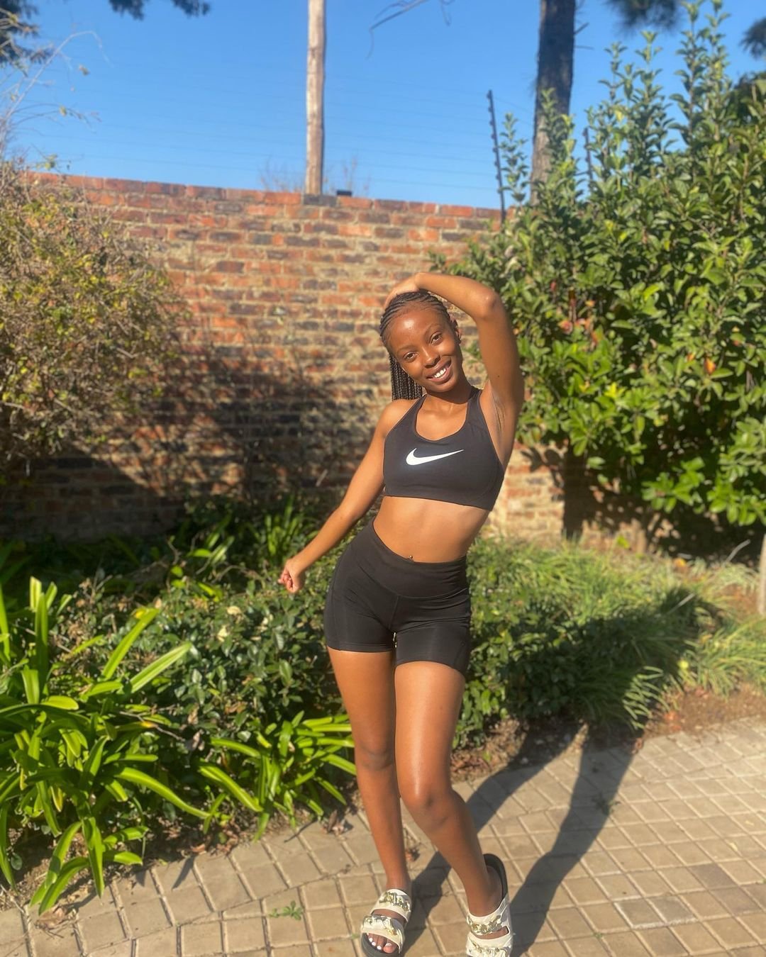 Teen with perky tits and great ass #O5Xhxqvg