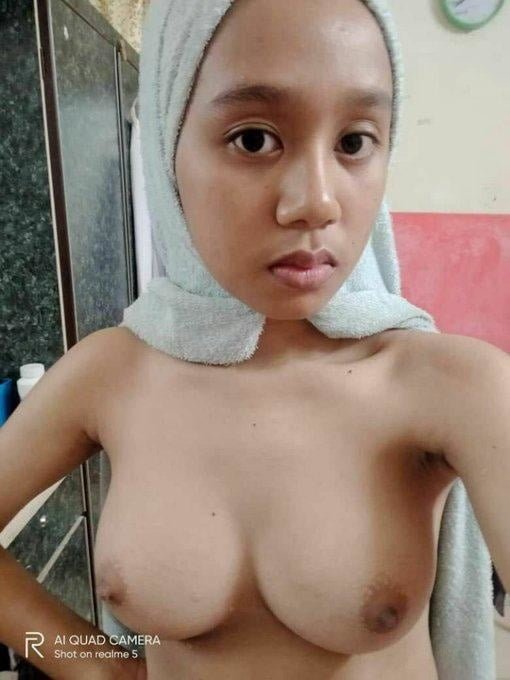 Ready for shower #oW9QIldP