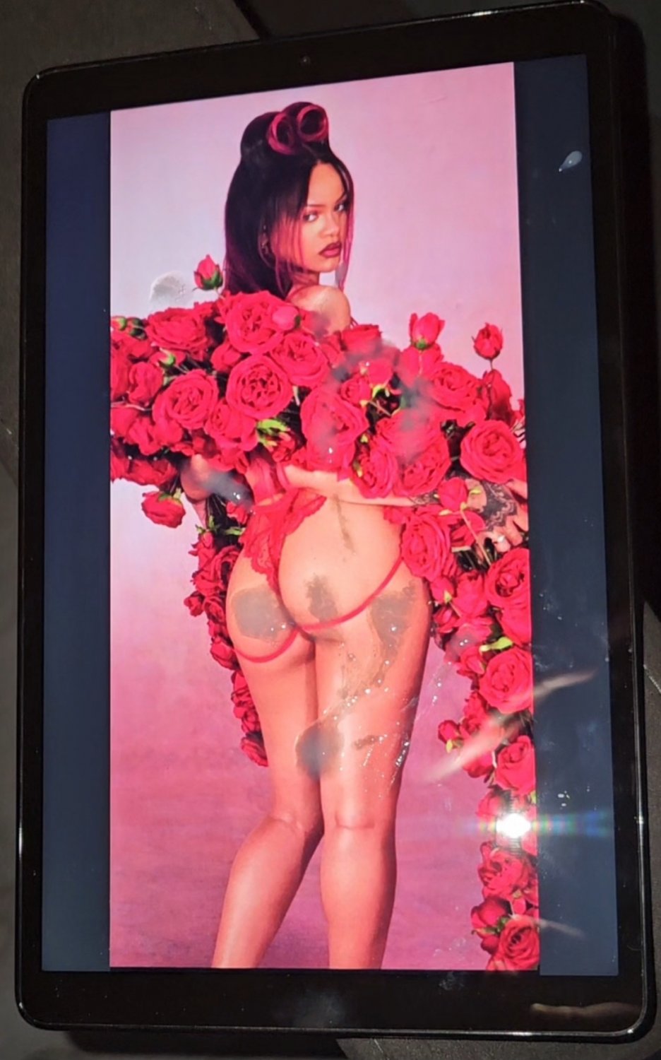 Rihanna cum on ass tribute pics #qWb8Wm6d