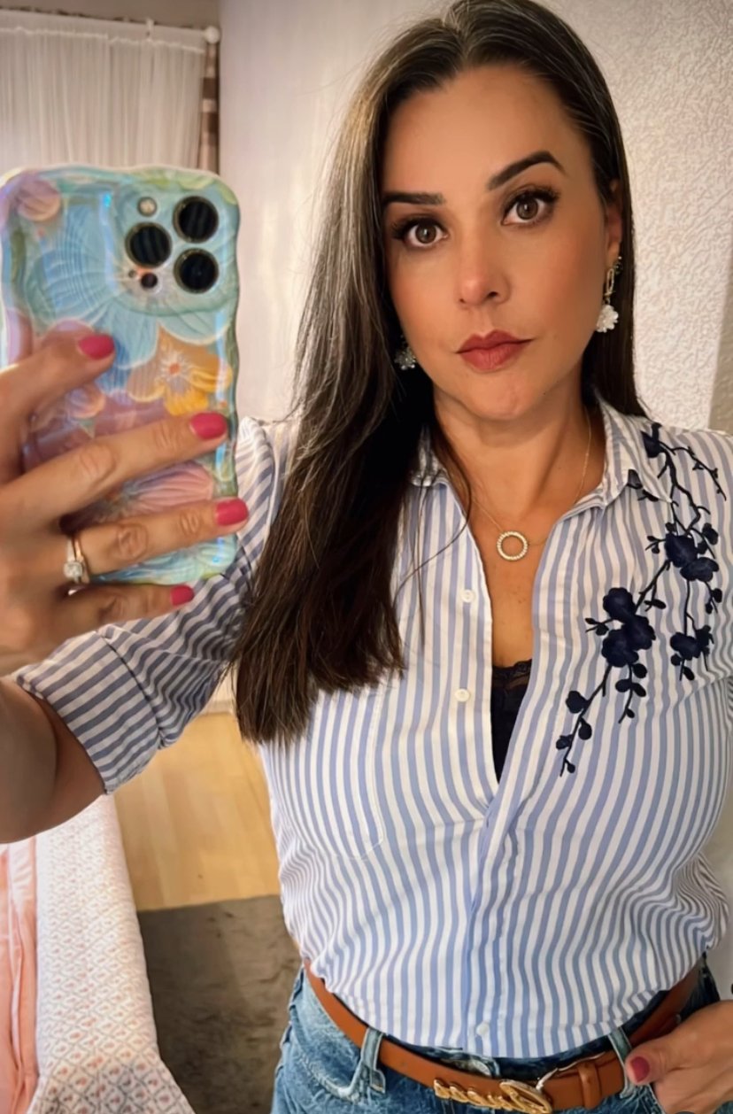 My mum wants to be in porn industry I’ll let u fuck her and give u details about her #CQKSHA4p