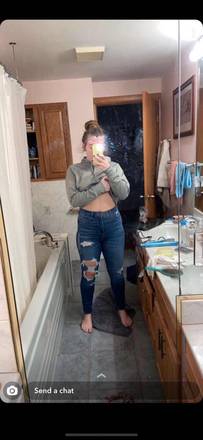 abbey exposed like comment and share save her pics #R0VB5yZV