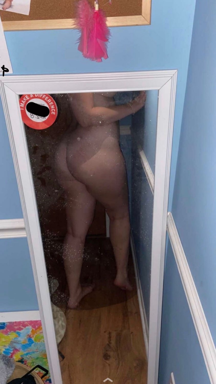 abbey exposed like comment and share save her pics #sBv2p0CT