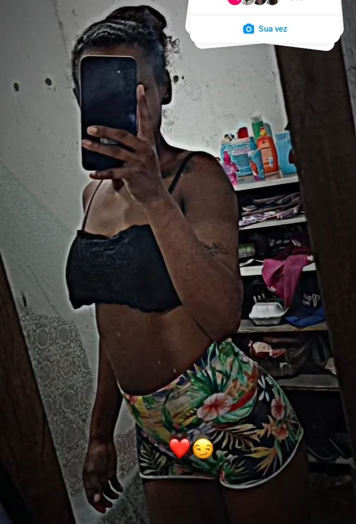 Olha essa favelada marmita que adora rebolar a noite toda puta merece oque #rT8V5XWq
