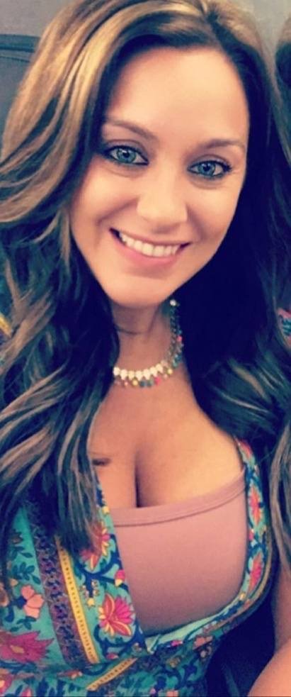 Katie loves showing off her Diamonds #cQrB8ooR