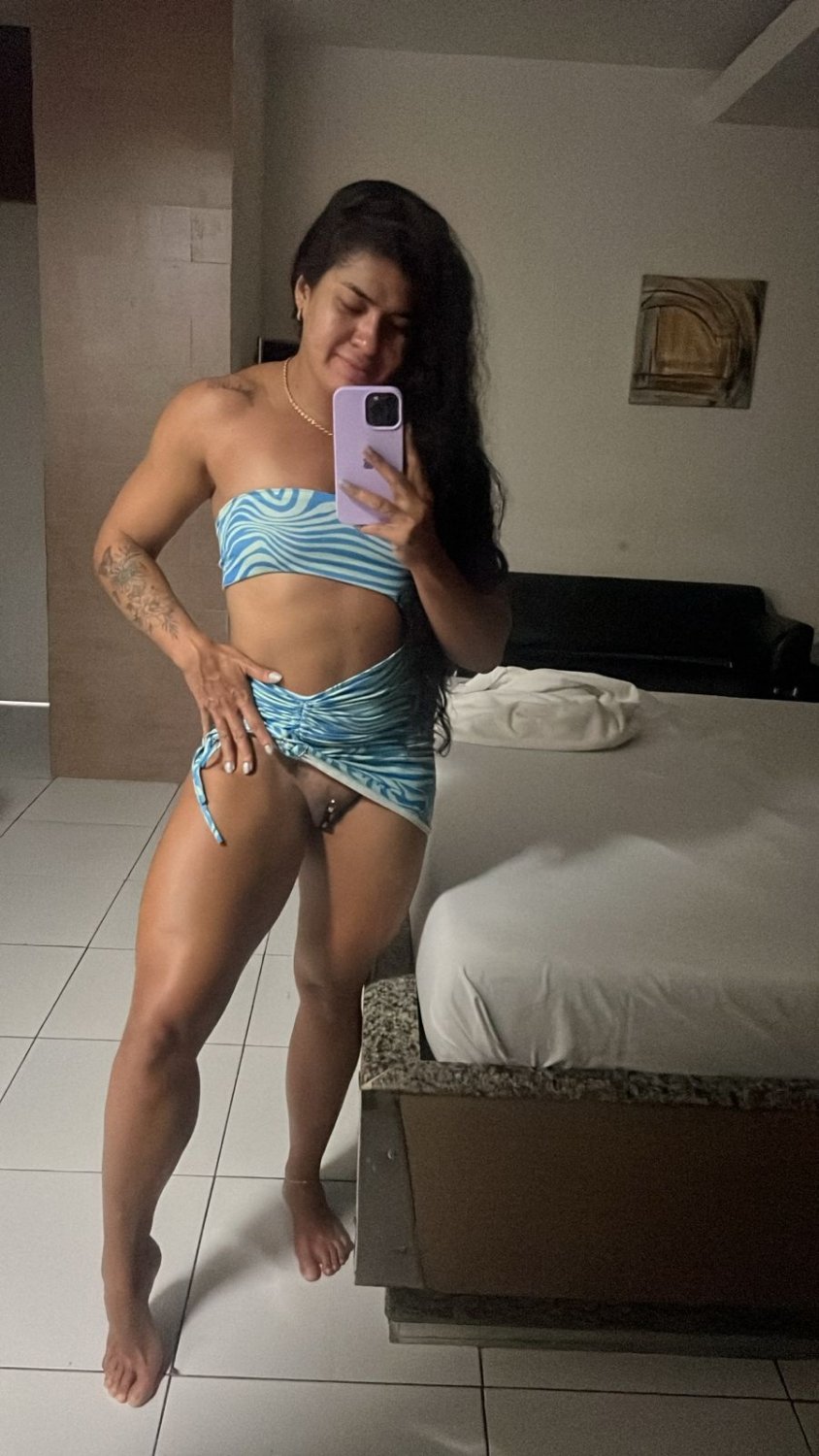 Putinha fitness safada se exibindo #he7MkoPM