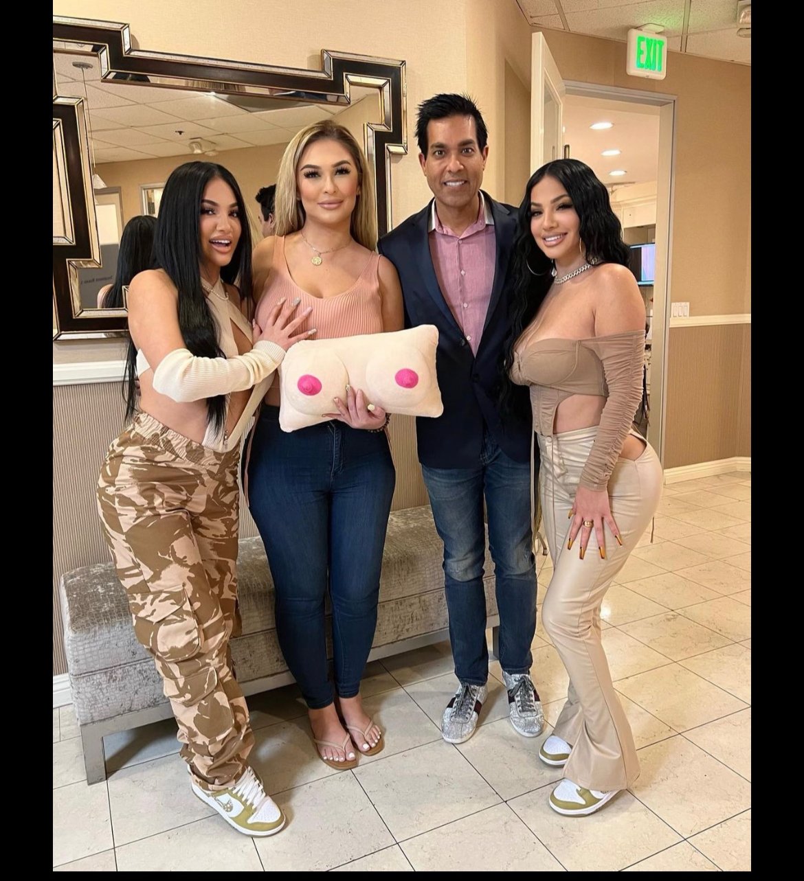 Pretty latina milf #NTIVZ0vz