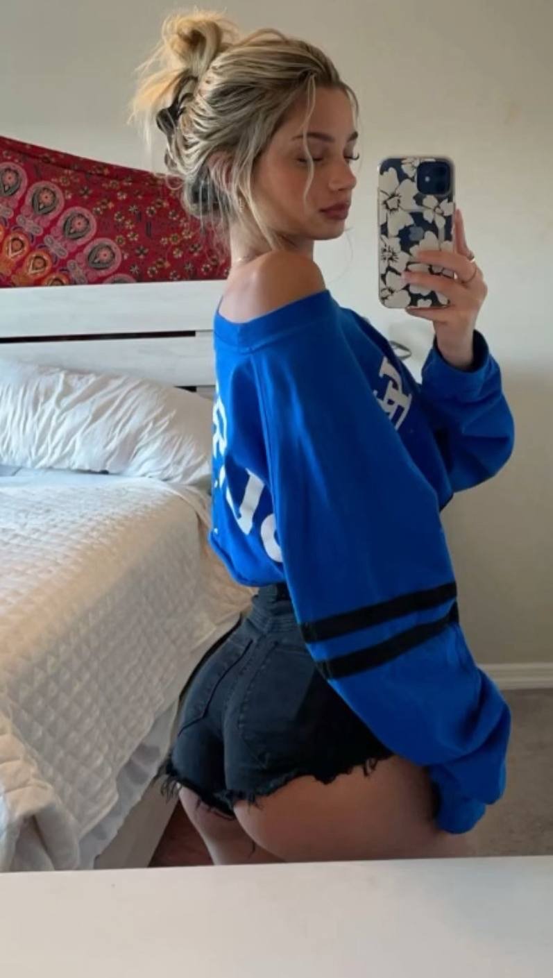 Hot white irl teen exposed. NEEDS AI MADE WILL FEED! Dm to expose. #v2zf8JMN