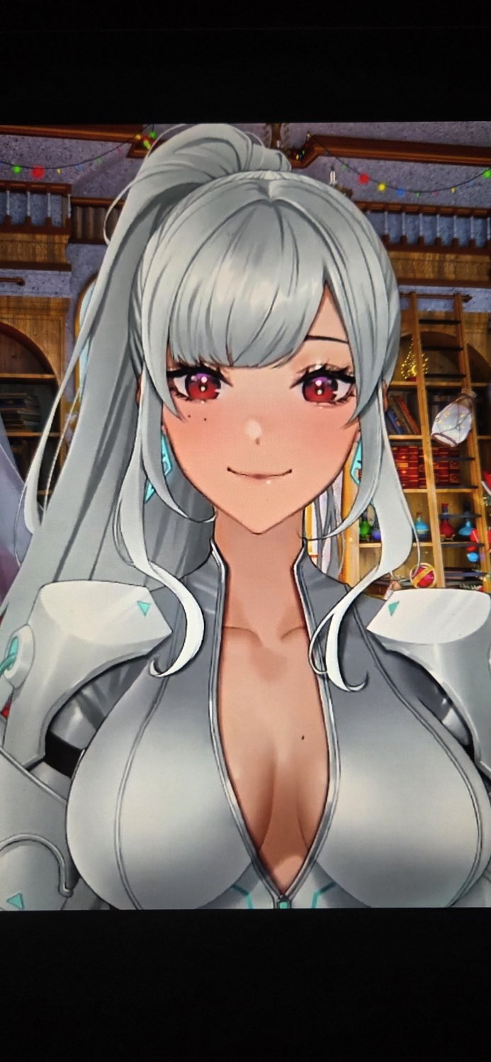 Busting to her new model!!! #iH0xhUUk