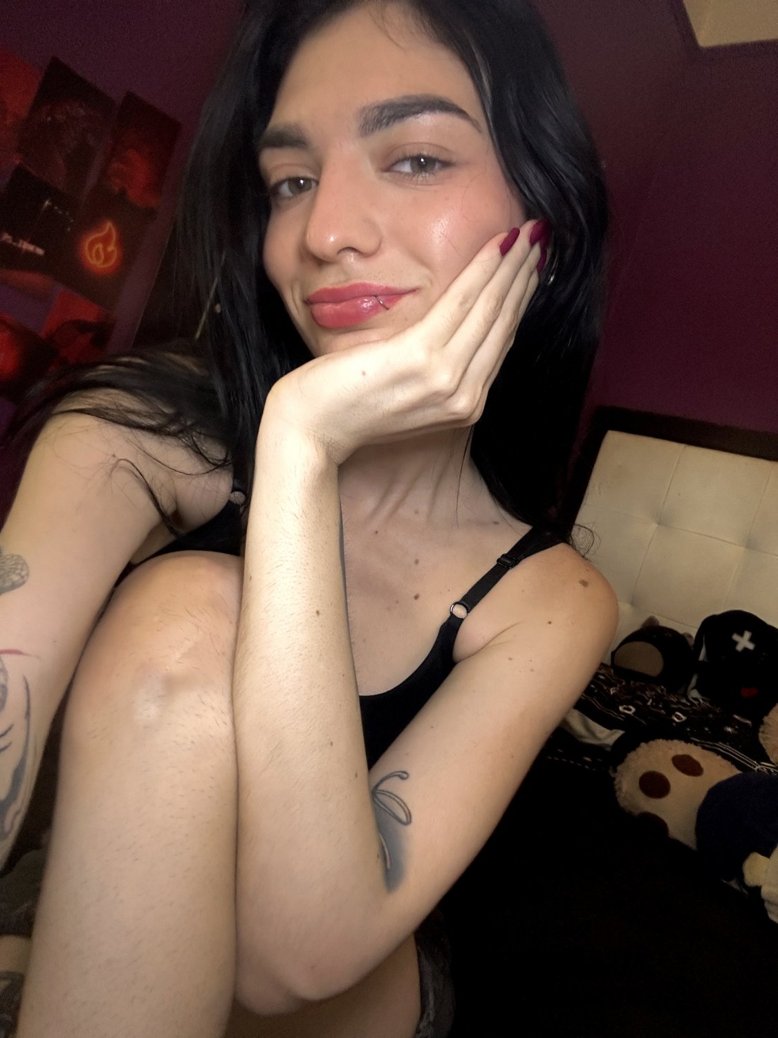 I’m pretty, but I promise I ruin lives gently #kPEALqtk