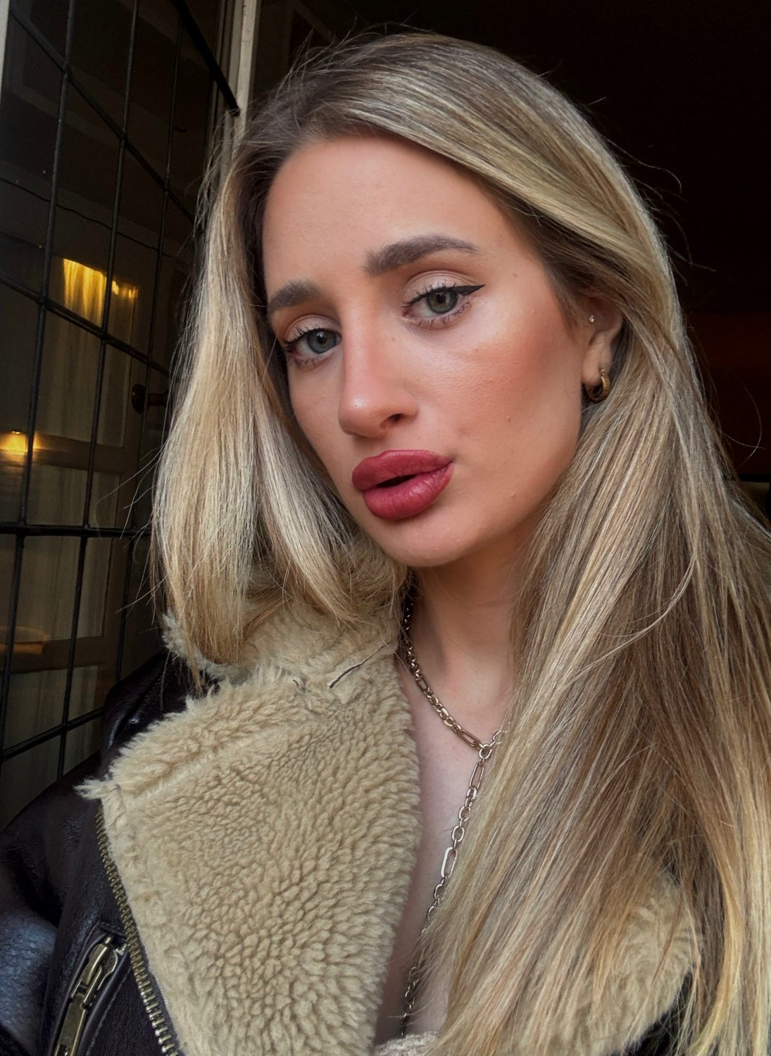 Just a horny slut with very naughty intentions #pXxRqk3M